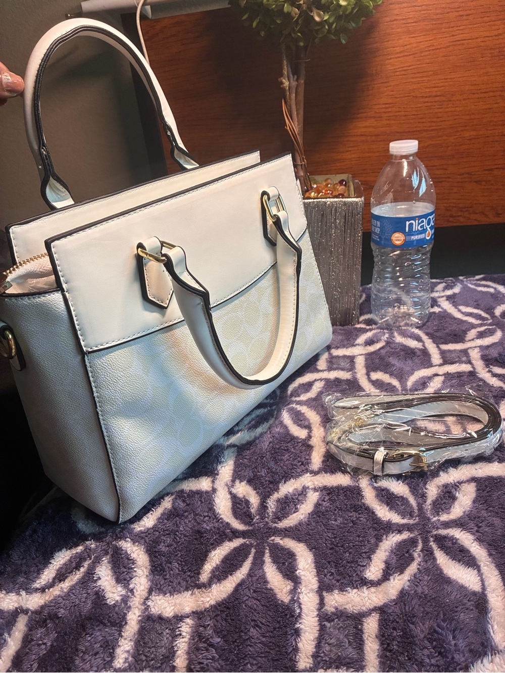 Coach White Signature Satchel with Gold Hardware - Picture 3 of 4